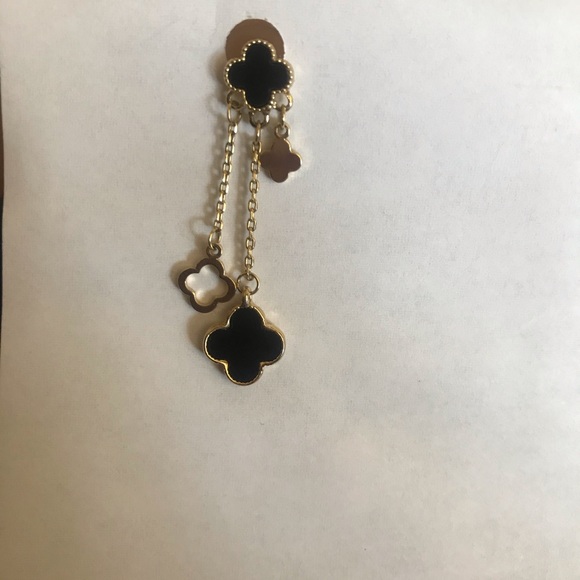 V C A Inspired quatrefoil drop earrings - Picture 6 of 8